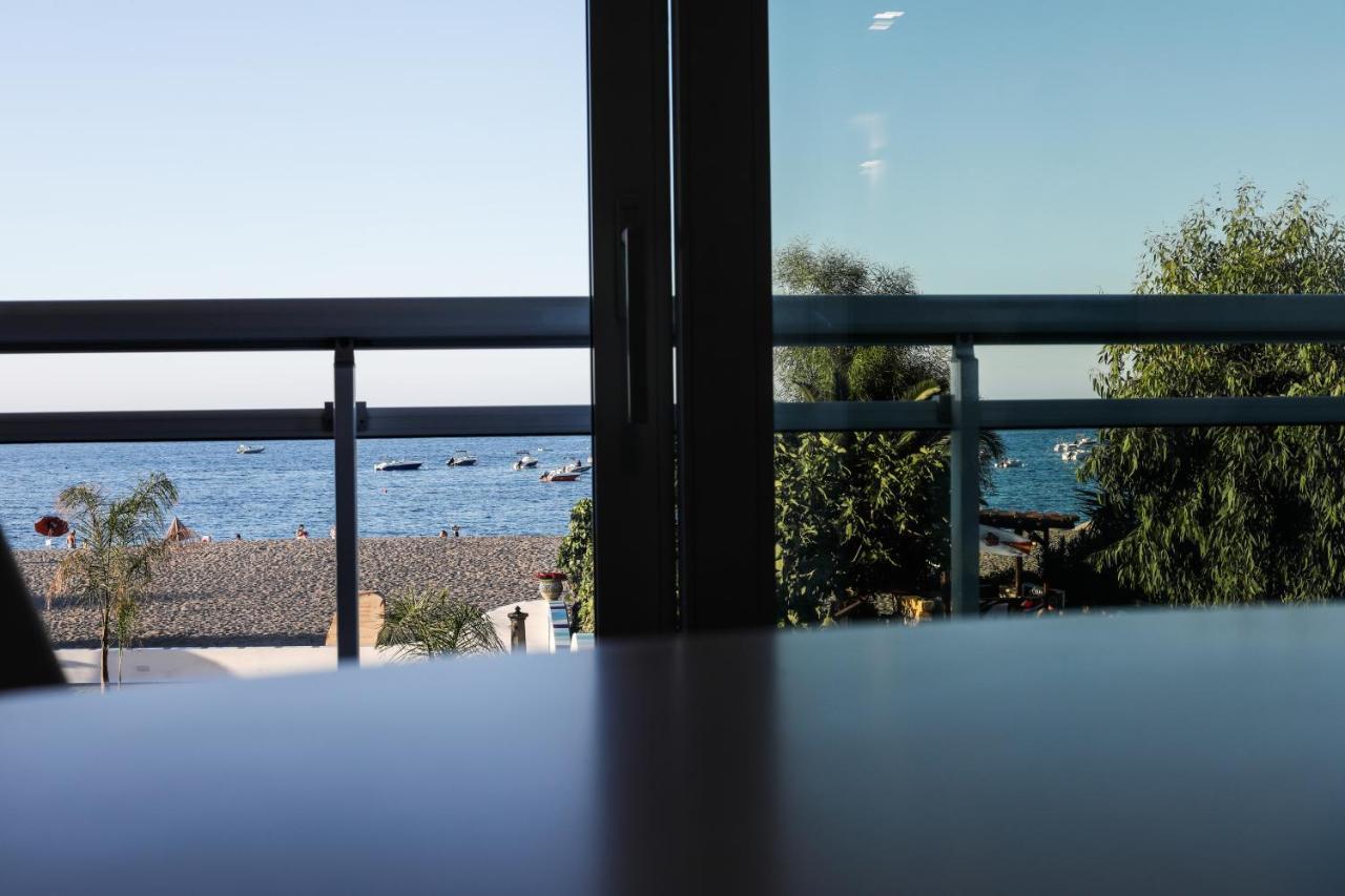Vista Eolie Lägenhet Patti Exteriör bild
